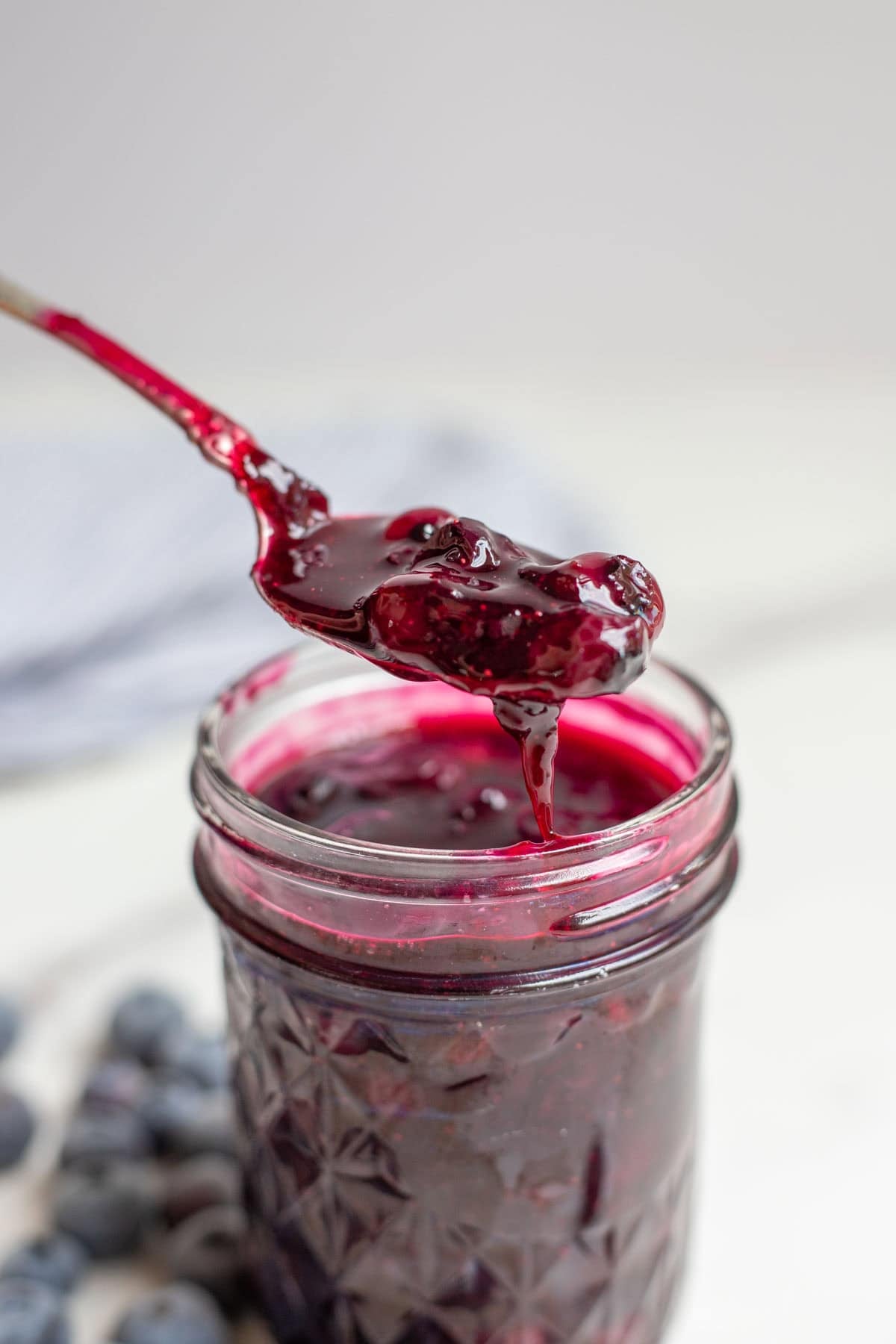 Master Homemade Blueberry Sauce: Fresh, Frozen & Flavor Tips